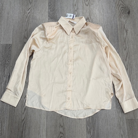 Astr Tops - ASTR Cream Long Sleeve Button-Up Shirt